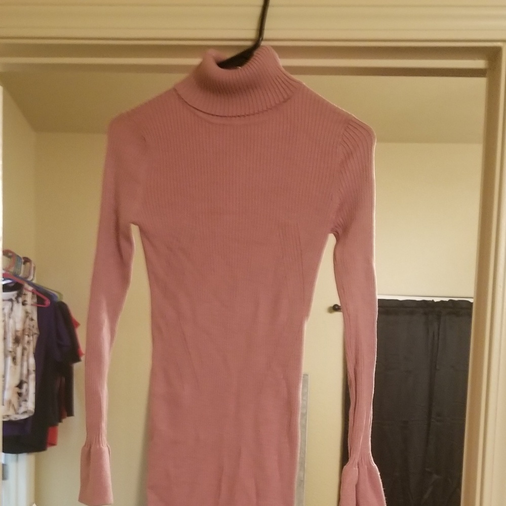 NWT blush Gianni Bini dress